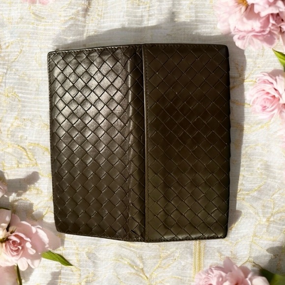 Bottega Veneta Intrecciato Dark Brown Leather Wallet - Picture 8 of 8